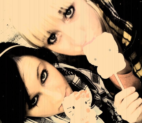 z Ann ;*