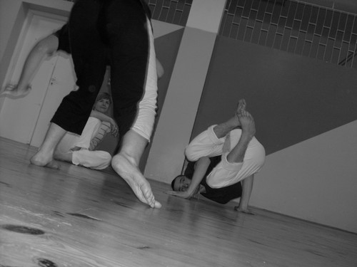 CAPOEIRA