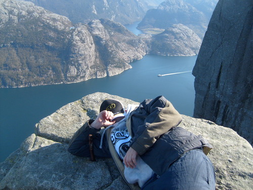 604m n.p.m.  PREIKESTOLEN