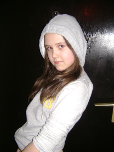 hi:P