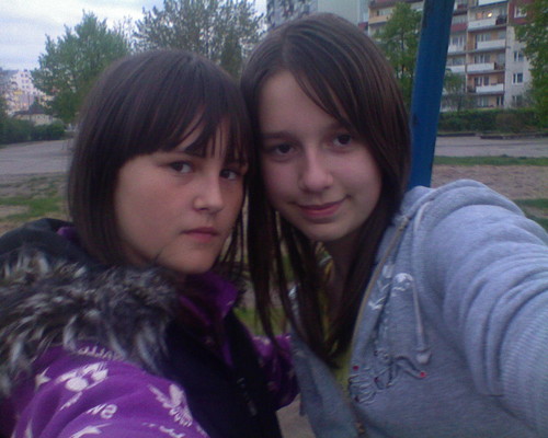 Myy:**