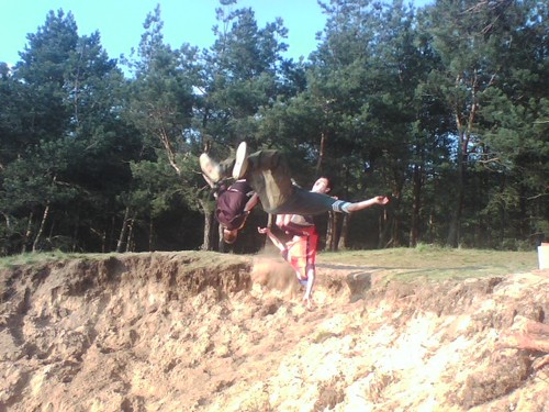 .....:::: ;p ::::.....