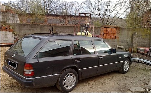 Mercedes-Benz 124 
