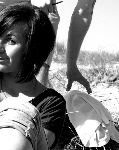 ola na play. 