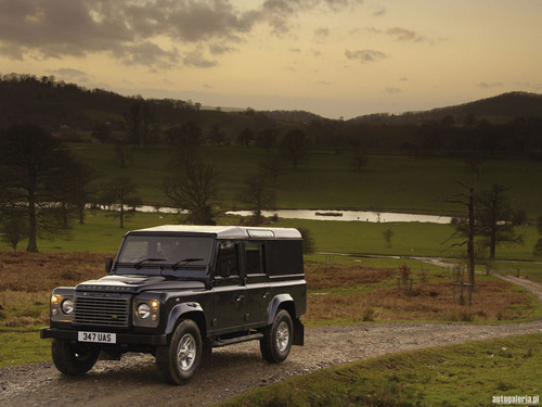 Land Rover Defender 110 S