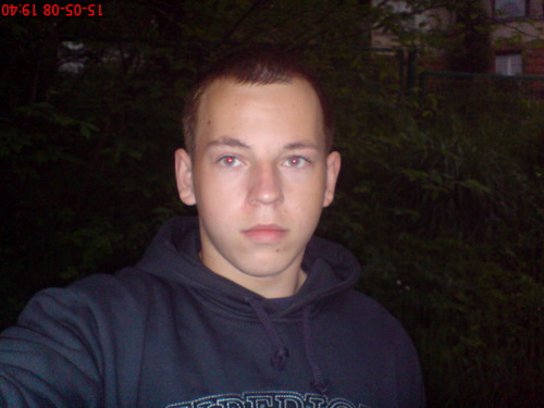 BEZ TYTUU