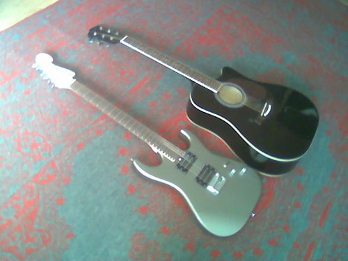 moje gitarki