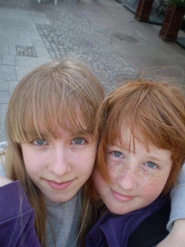 Nati ;***