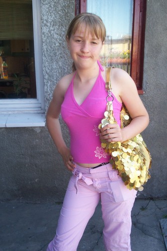 ..............u madzi>........:)
