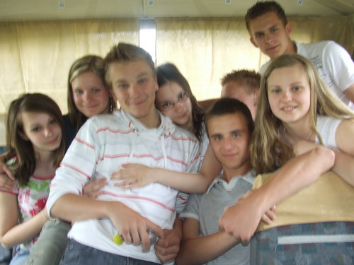 Z Jeansem: *