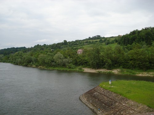 Widok z zapory w Czchowie...