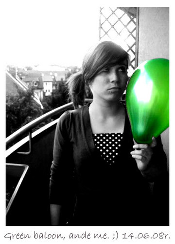 Green ballon.