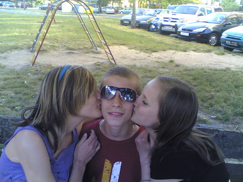Z Szymonkiem i Patuk:*