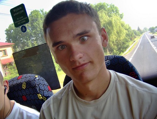 Gupi Szymon ;] :P
