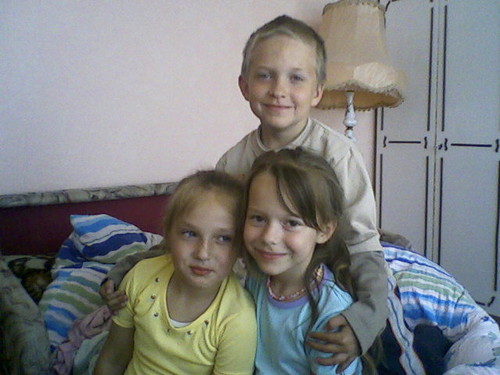 trio............;))*