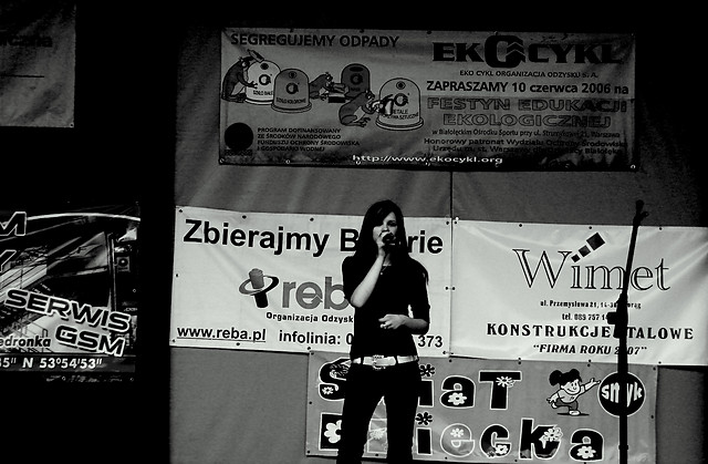 Ciemno, co pikno pochania...