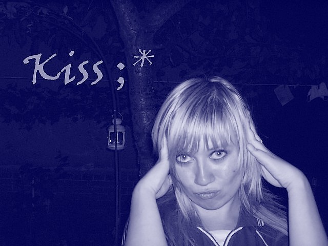 Kiss ;*** Dla przyjaci xD