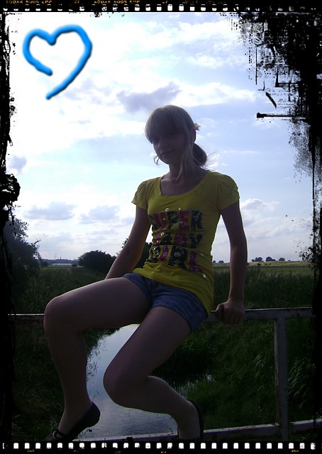 PoWrt KaLuNNi ; ** < 33