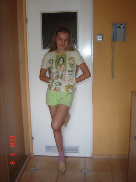 zaraz 100;*