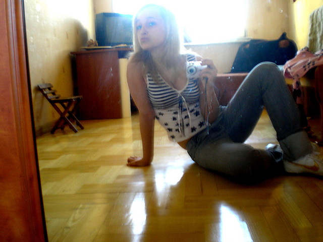 shee.