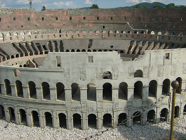 Koloseum w Parku Miniatur