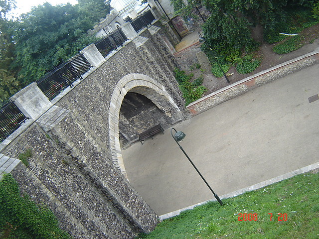 Most na Tarasach Castle