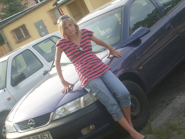 BeDe BrA CiE w AuCiE. . . 