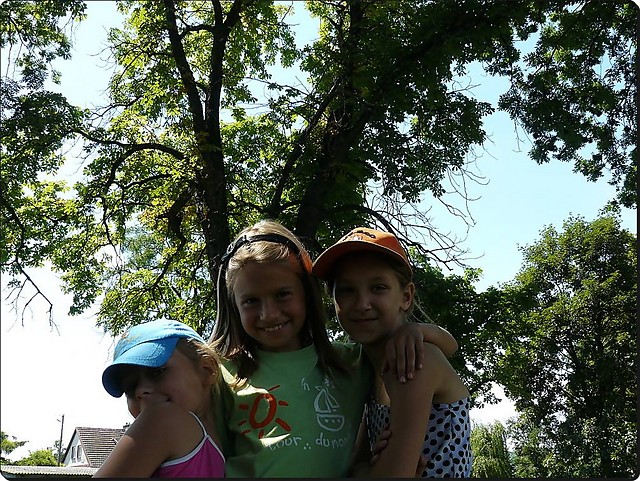 Laura:)Sylwia:)Ja:)