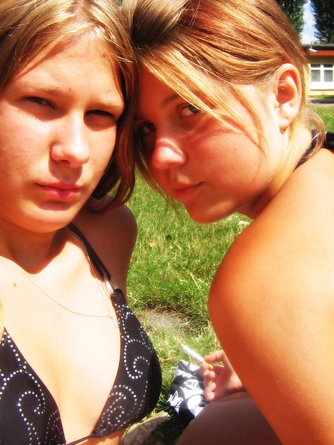 z Al :*