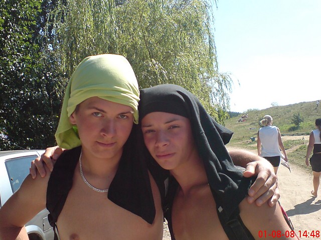 Bobek & Sarol