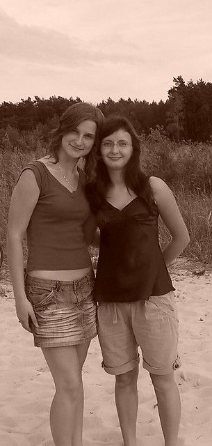 Z    Ann ;**