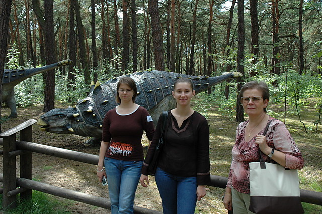 W wiecie dinozaurw...