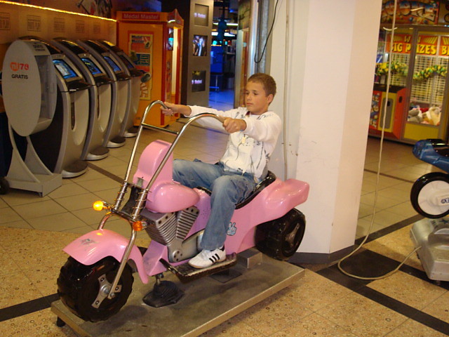 Mj Motor