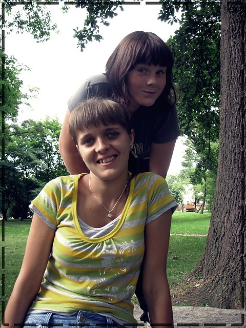 Z Karolin ; ** 