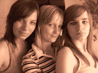 3 samotne