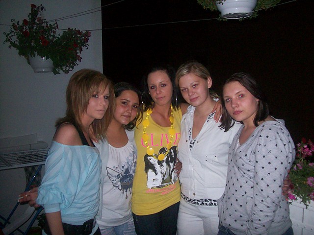 u kary na party he he ^^^^^^^^