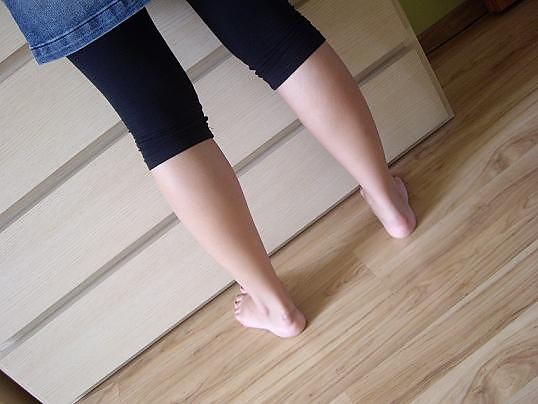 Nogi...