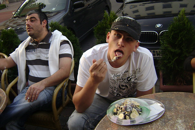 mniam