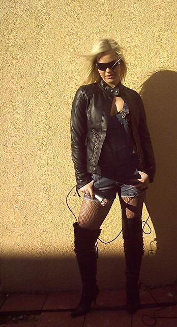 Jaaa;]
