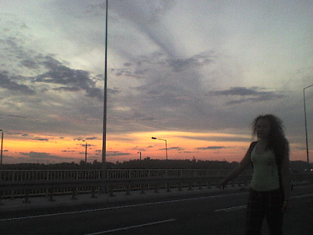 Isc ciagle isc w strone slonca..
