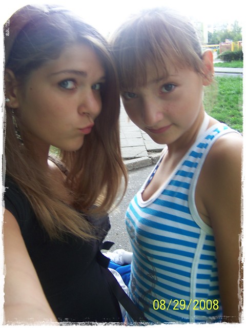 Z Marysi ;*
