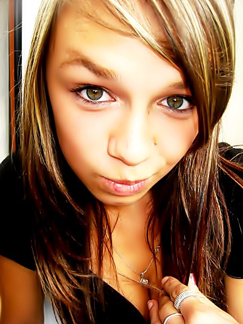 Kiiiiiiniaa ! < 3 .
