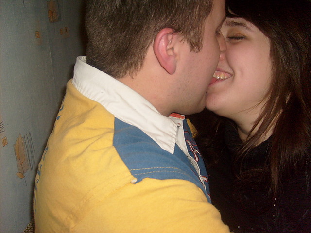 kiss*** kiss:*****