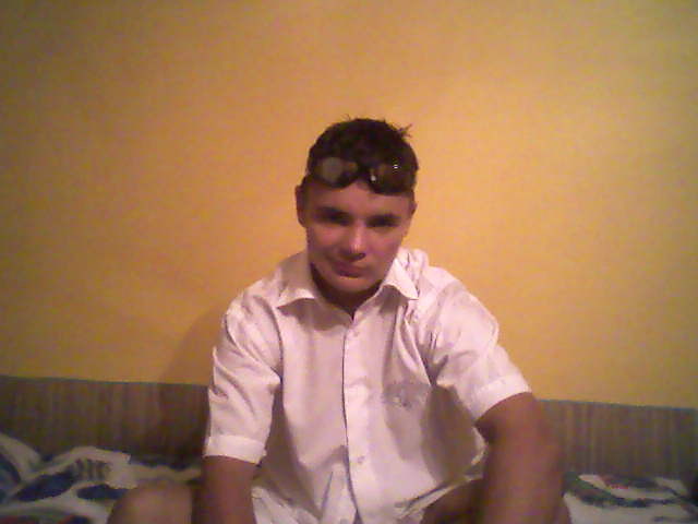 :D .:)  :**** oki ...hey