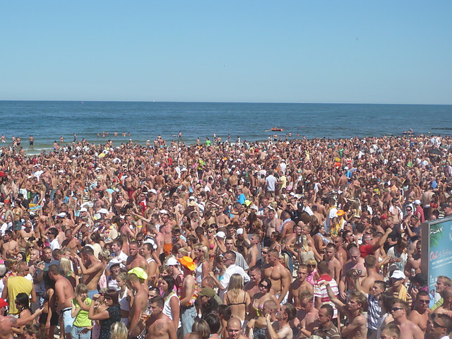 Tousands of people, one heart:)