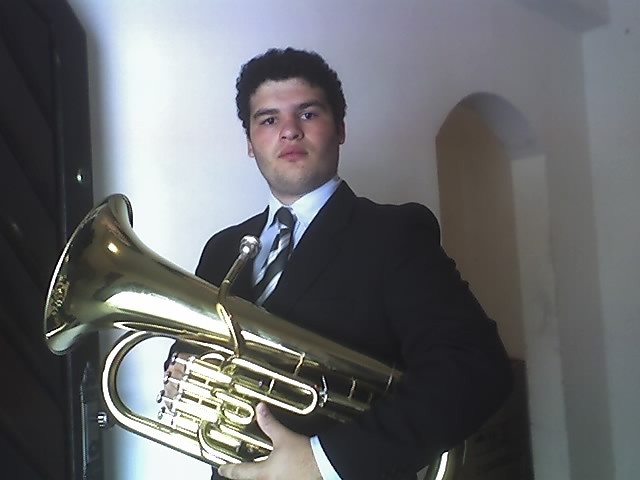  UROCZY MUZYKA