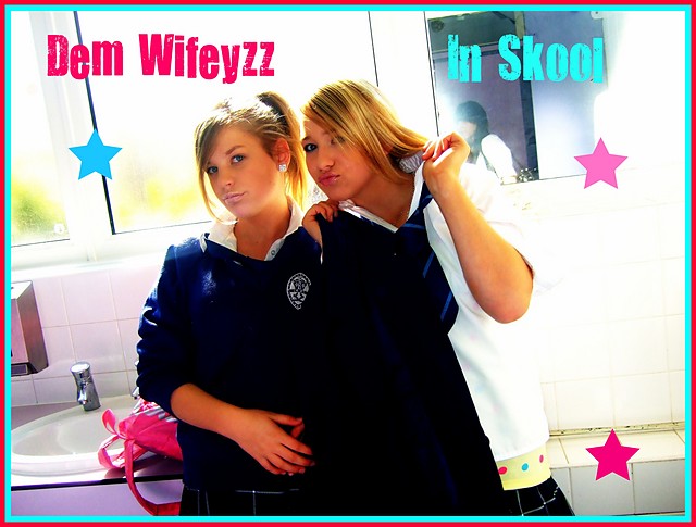 W szkole na Przerwiee .;*