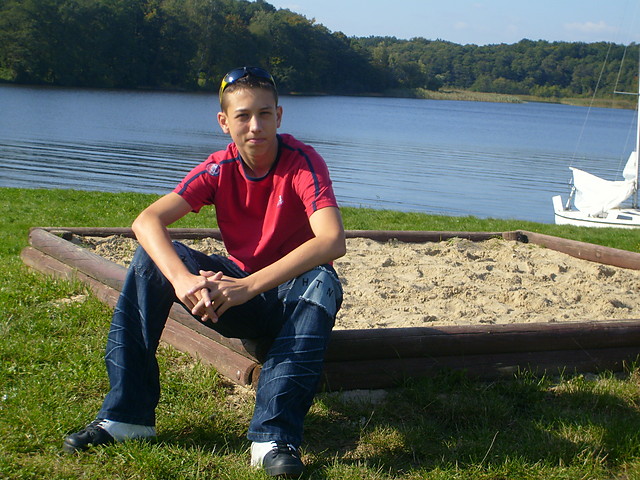                Czowiek play xD