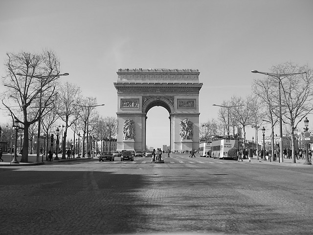 Ach! Paris! Paris!