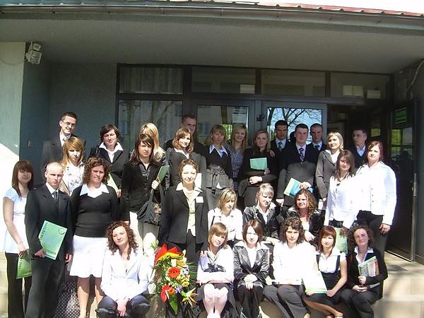 kl. 3 LPEA :)